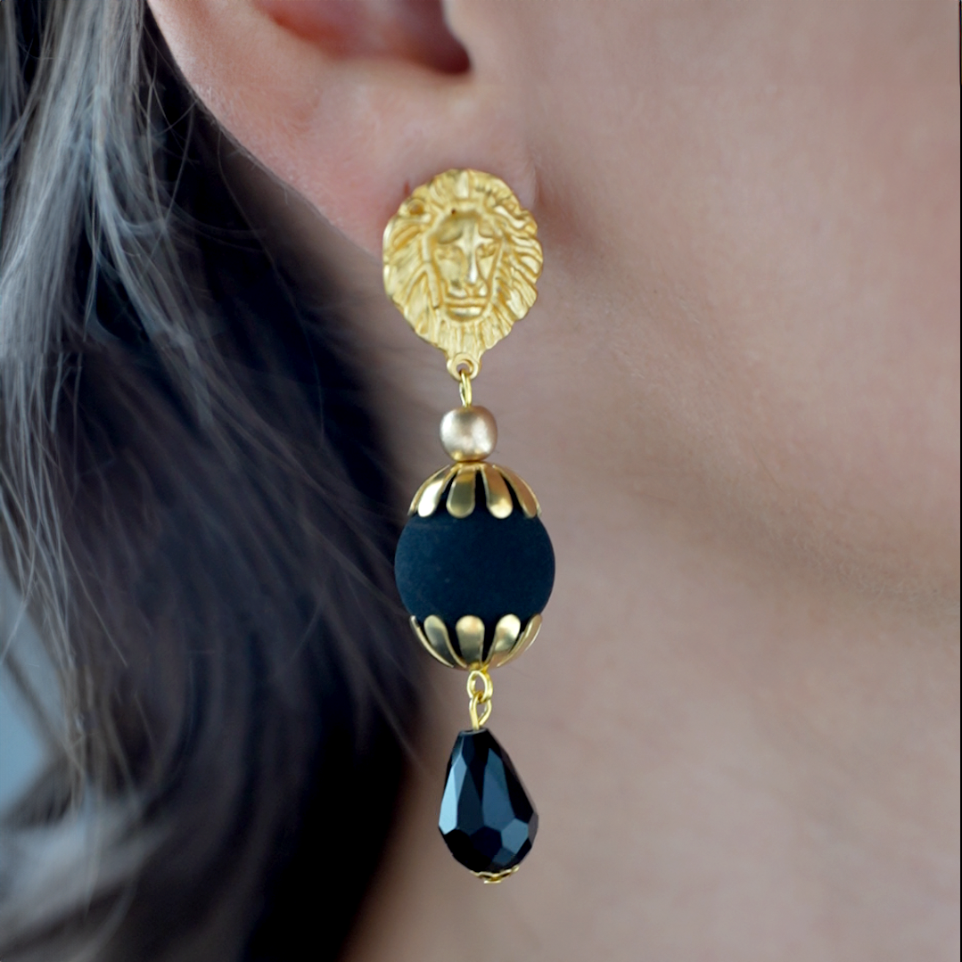 Orecchini testa di leone in zama image 1