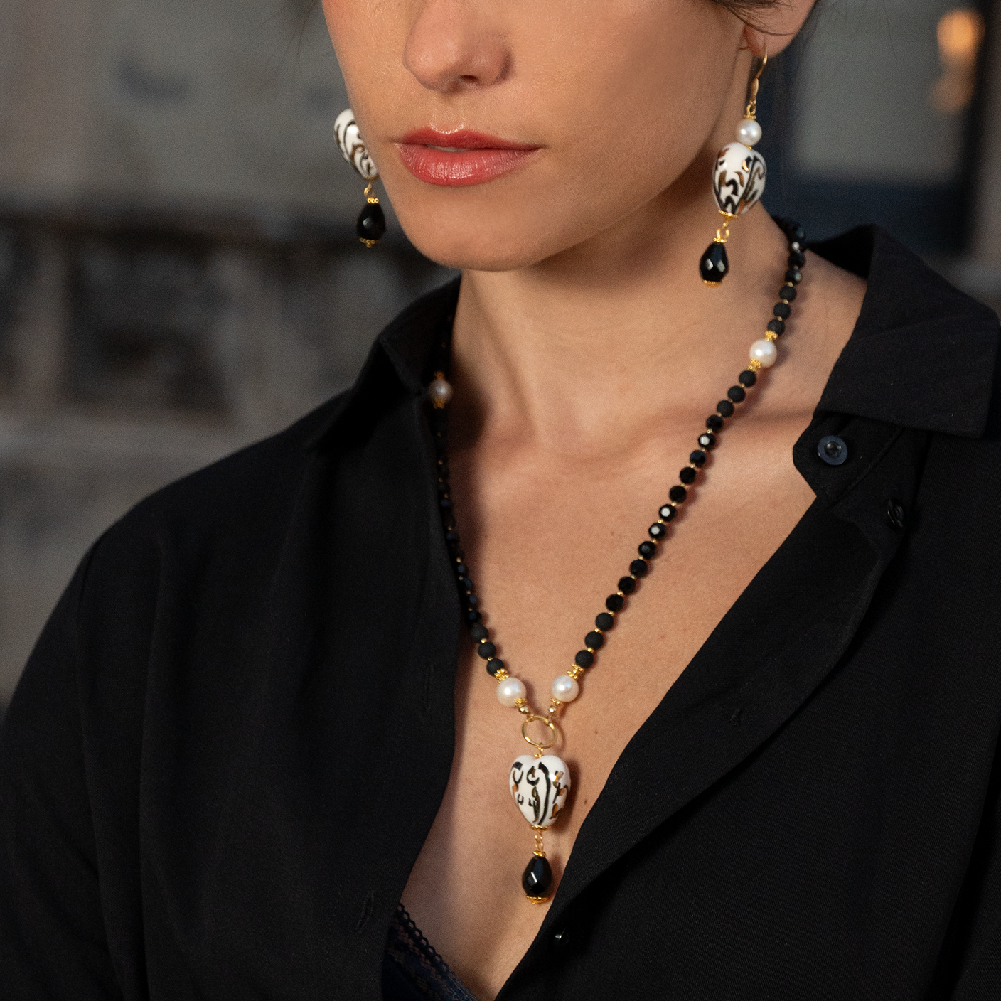 Baroque heart earrings image 2